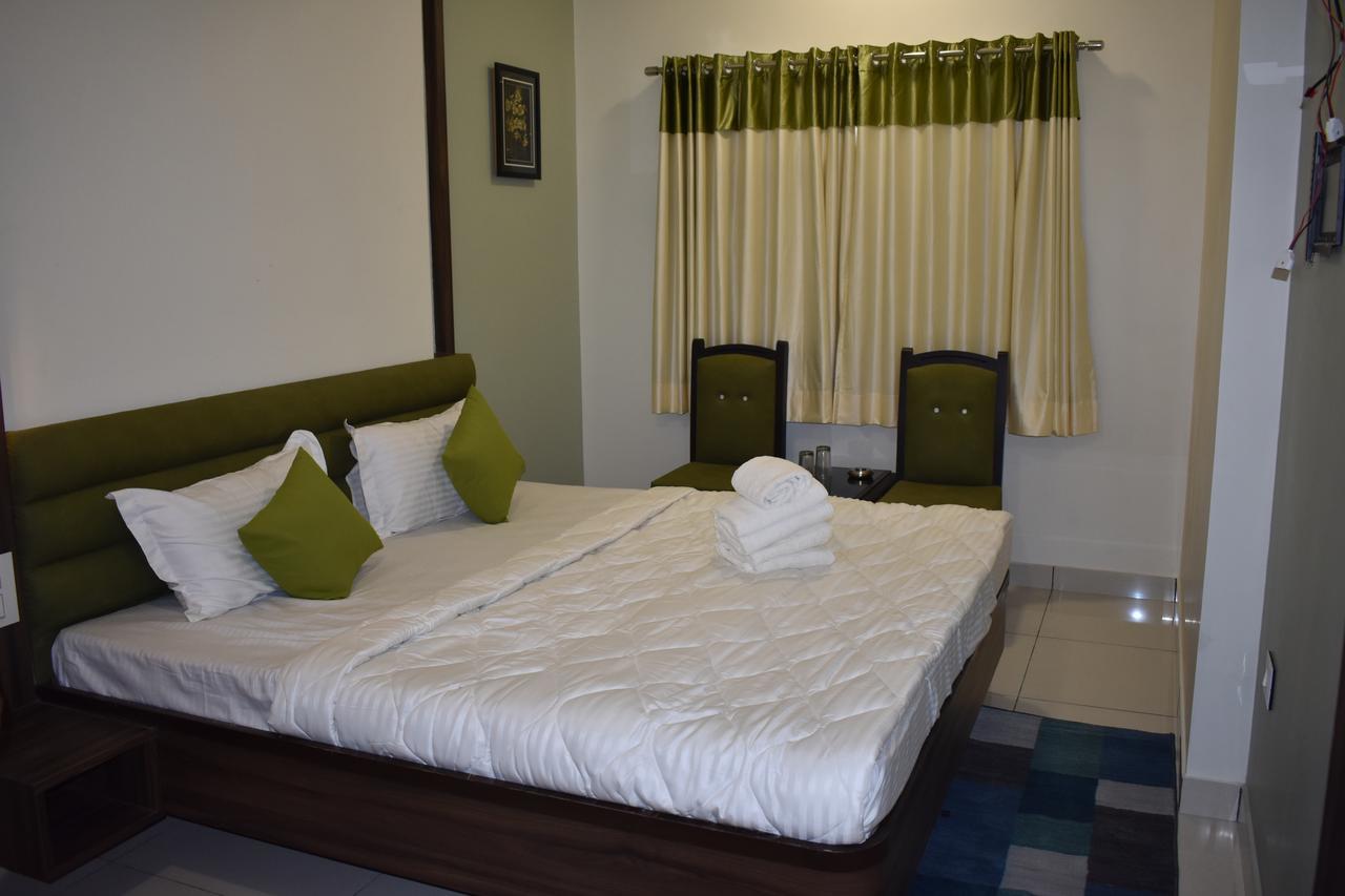 Hotel Shyam Palace بهوي المظهر الخارجي الصورة